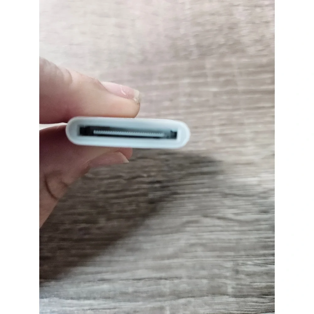 Apple Lightning to 30-pin Adapter White MD823ZM/A A1468 iPhone iPad iPod